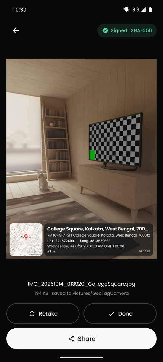 A just-taken photo with the compact stamp, map thumbnail and Signed badge